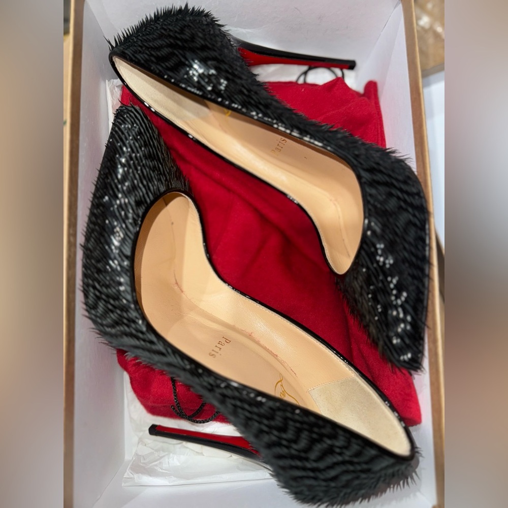 Christian Louboutin Pigalle Follies - Picture 2 of 9